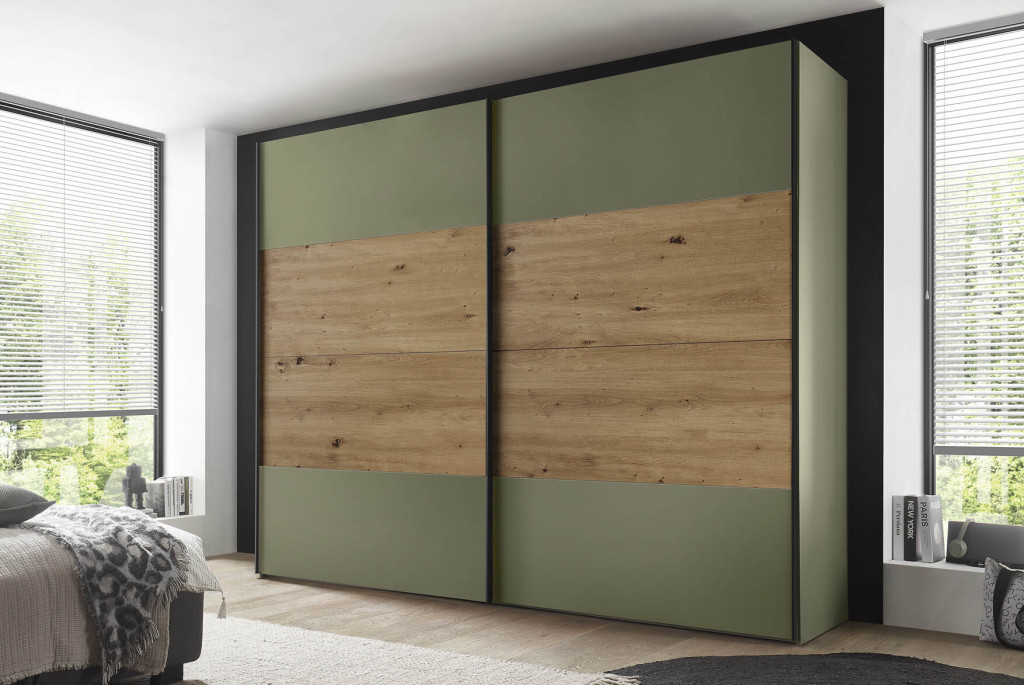 Schwebetürenschrank